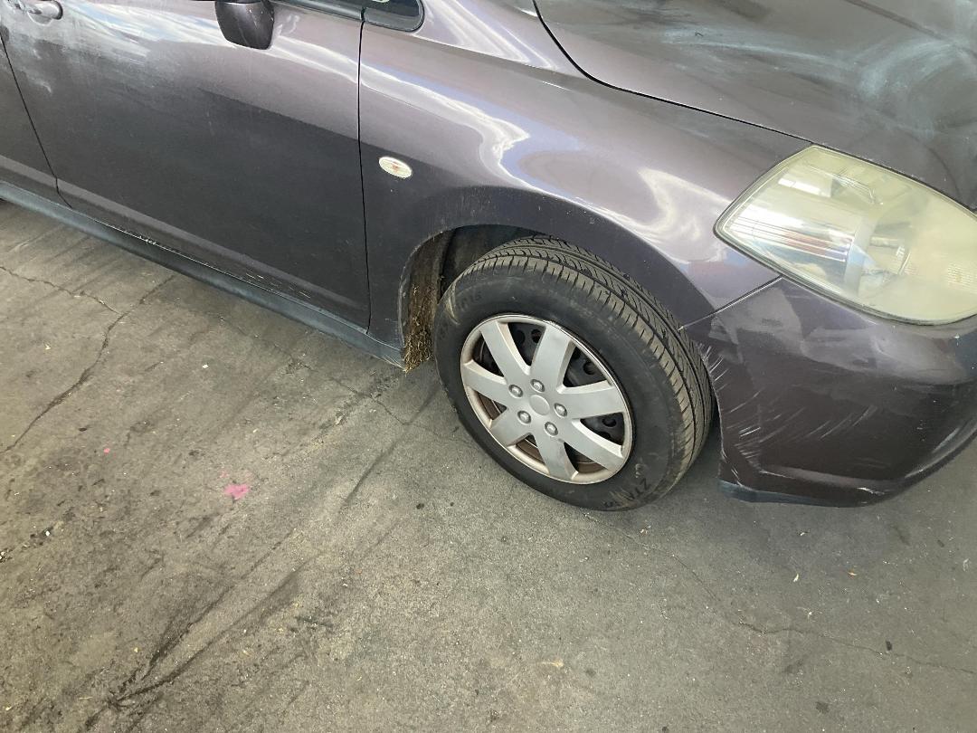 Photo '2' of Nissan Tiida