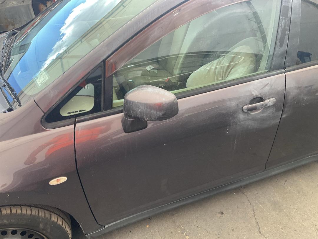 Photo '8' of Nissan Tiida