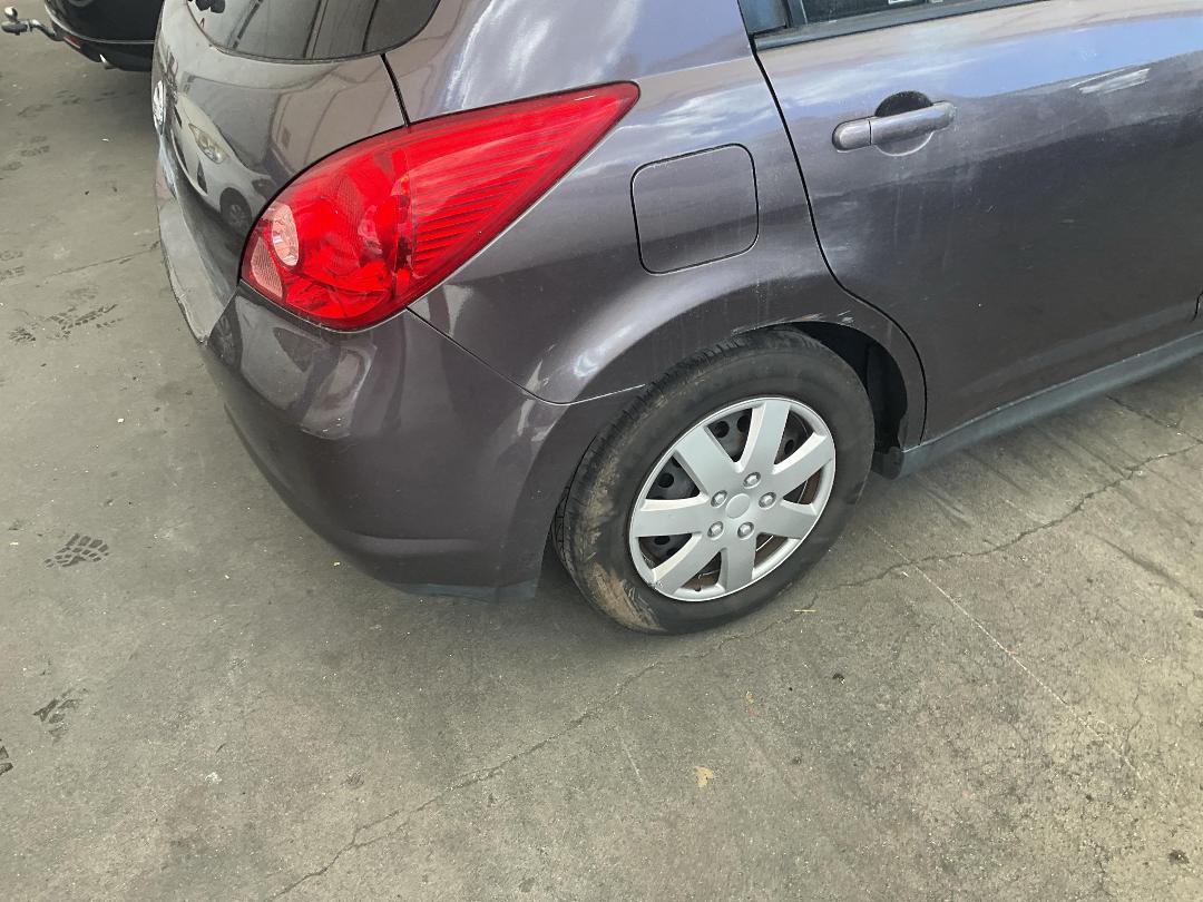 Photo '16' of Nissan Tiida