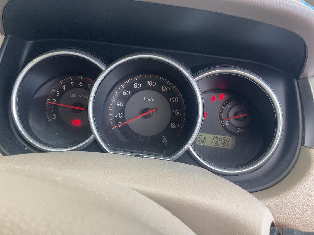 Photo '21' of Nissan Tiida