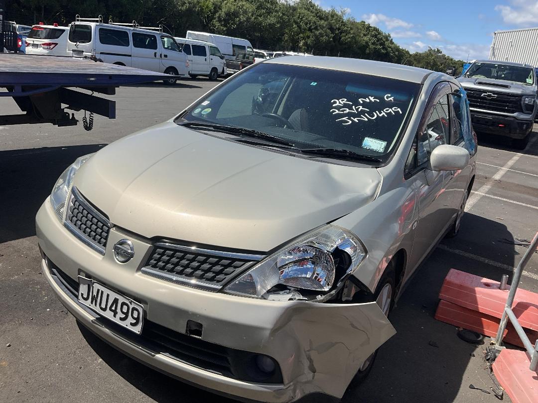 Photo '2' of Nissan Tiida