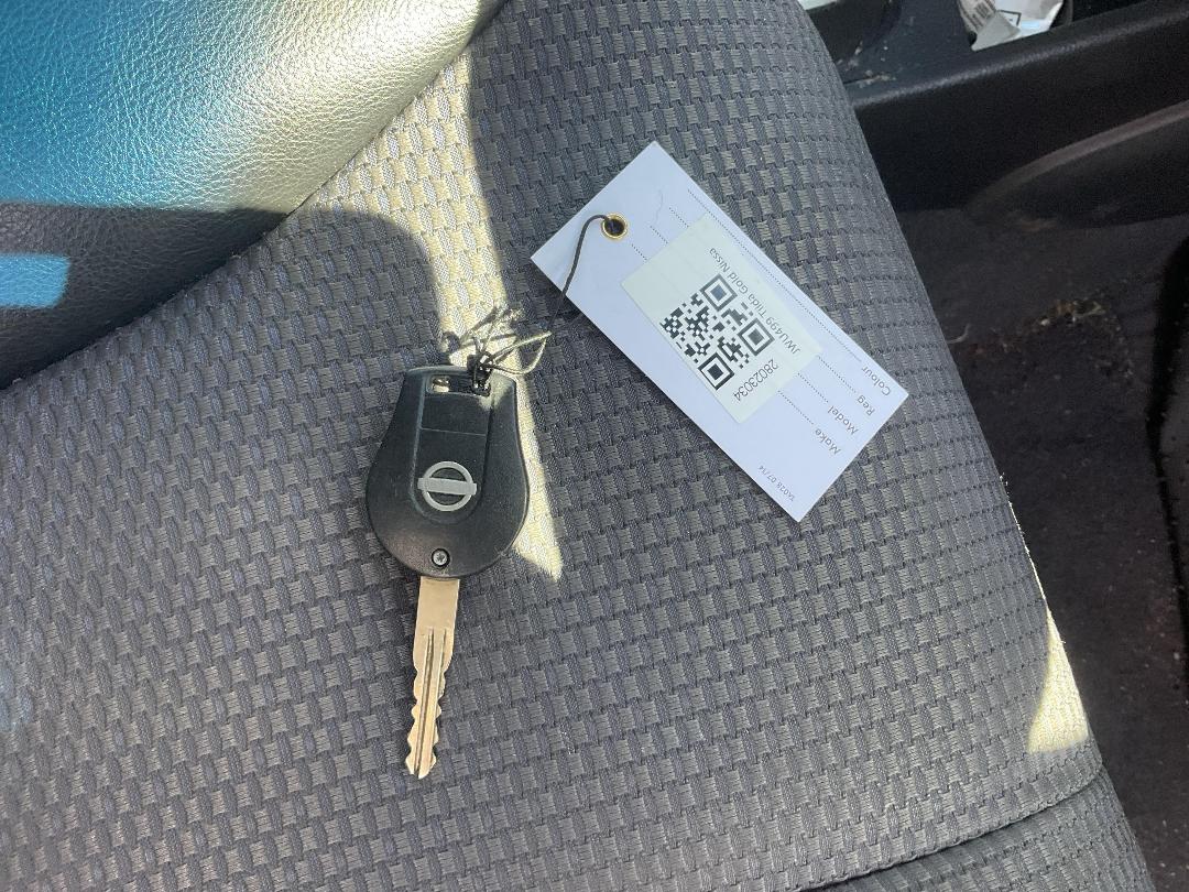 Photo '15' of Nissan Tiida