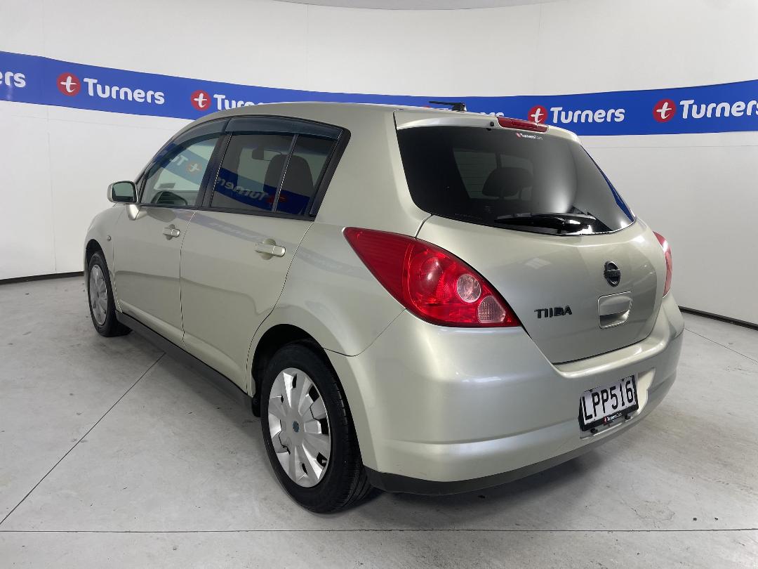 Photo '5' of Nissan Tiida