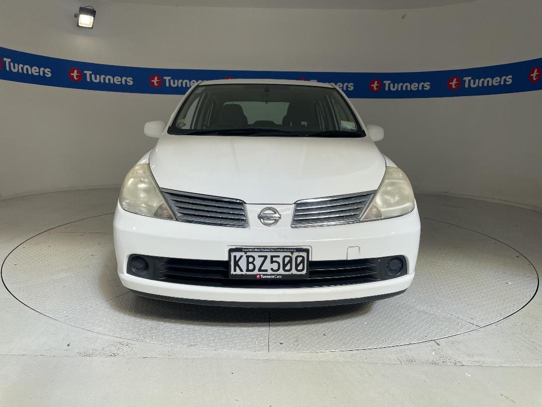 Photo '2' of Nissan Tiida