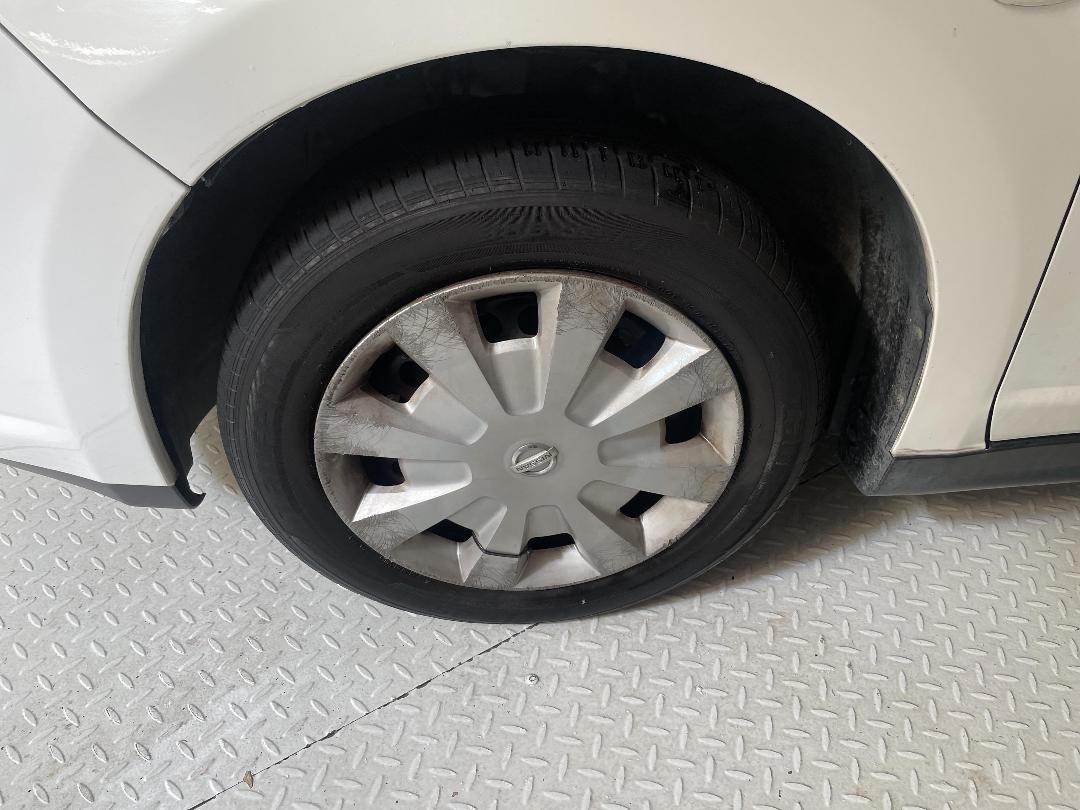 Photo '10' of Nissan Tiida