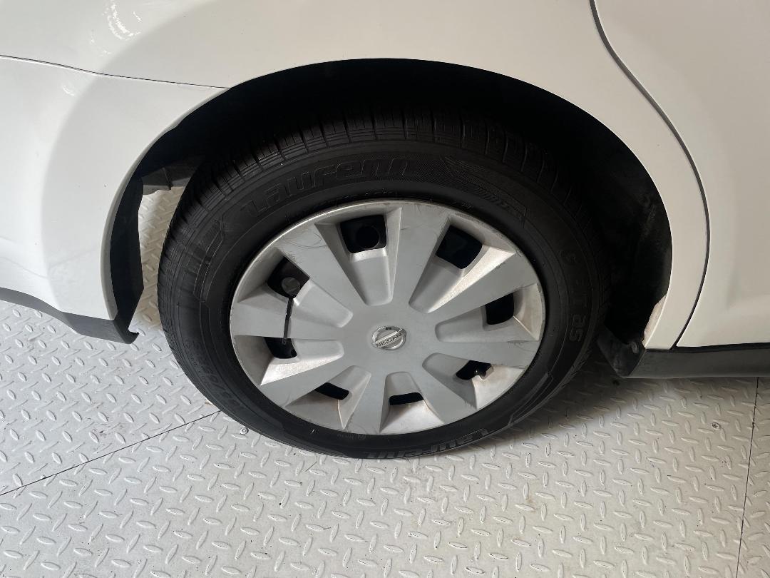 Photo '12' of Nissan Tiida