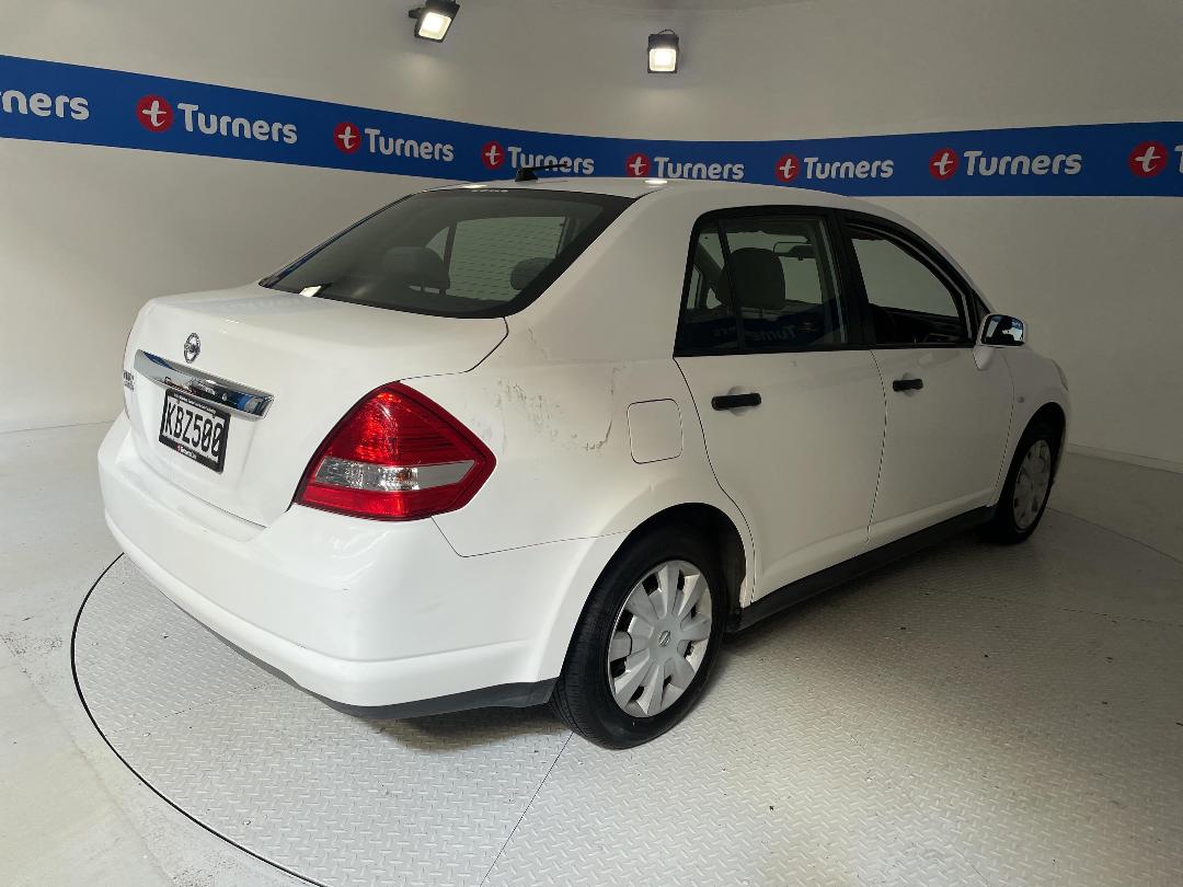 Photo '7' of Nissan Tiida