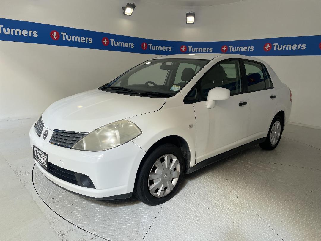 Photo '4' of Nissan Tiida