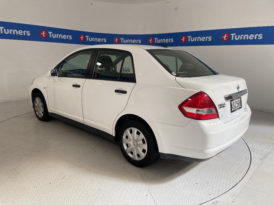 Photo '5' of Nissan Tiida