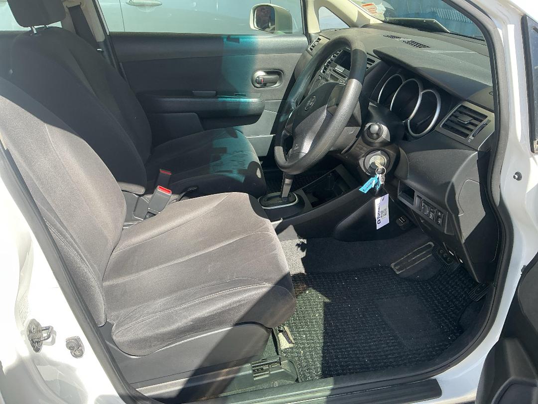 Photo '17' of Nissan Tiida Latio