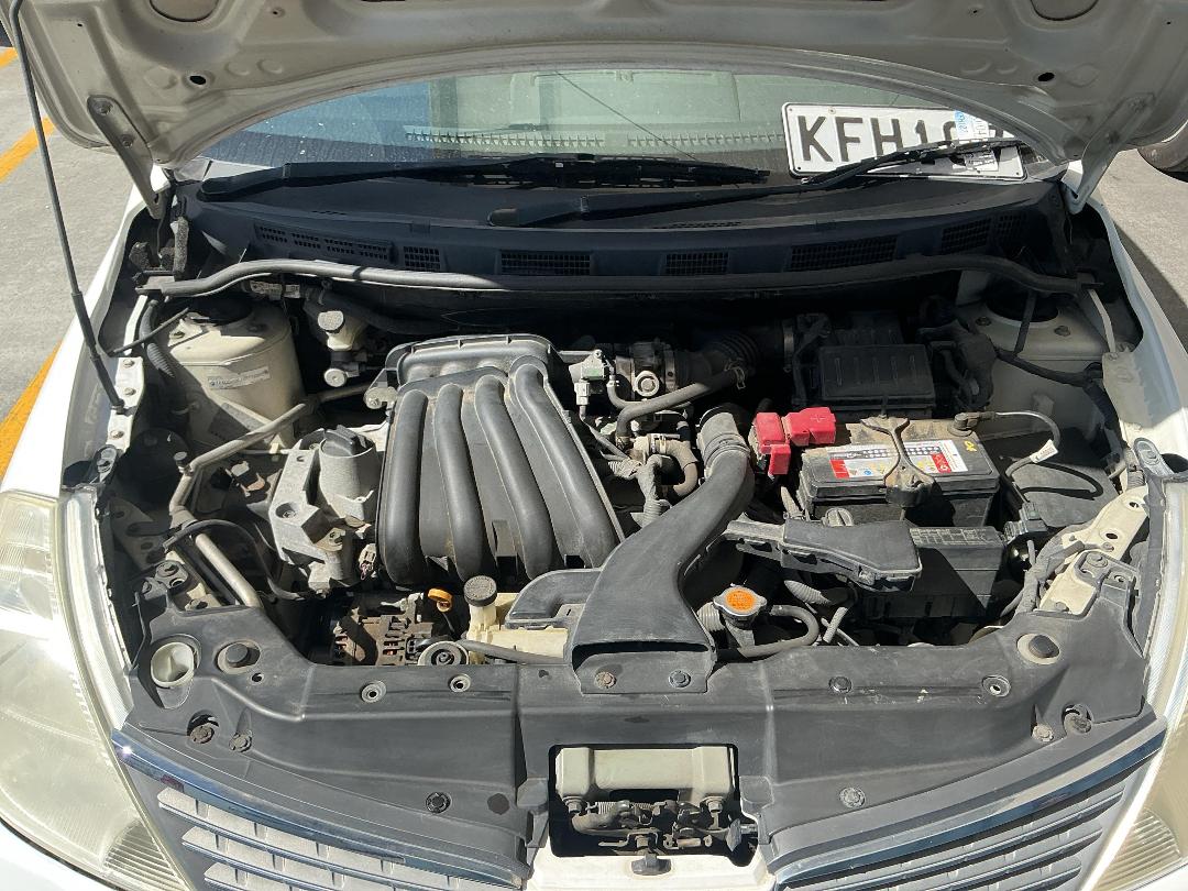 Photo '23' of Nissan Tiida Latio