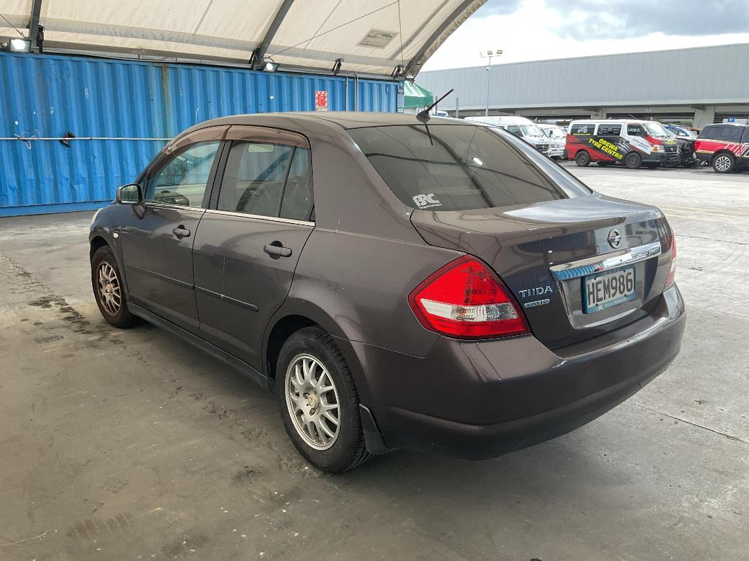 Photo '6' of Nissan Tiida