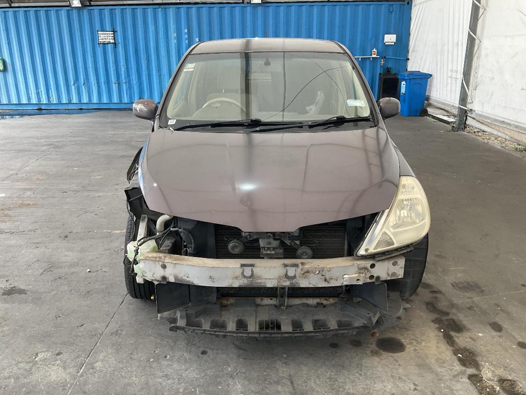 Photo '2' of Nissan Tiida