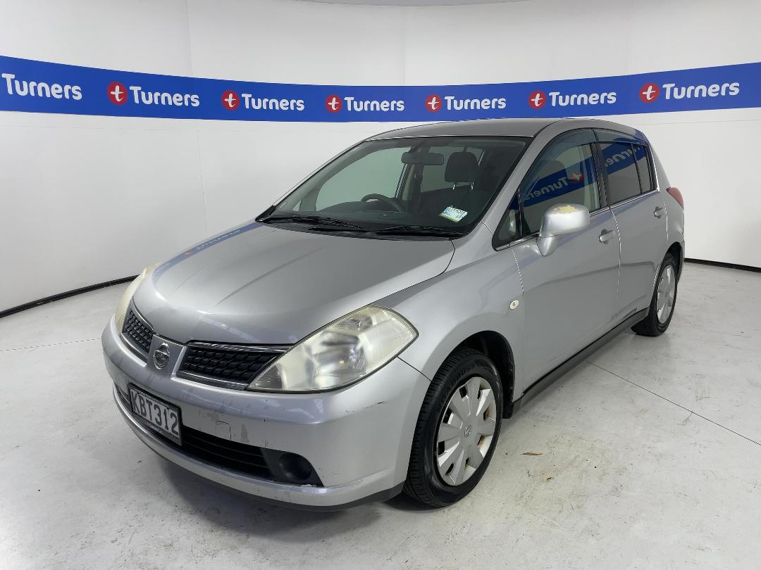 Photo '4' of Nissan Tiida