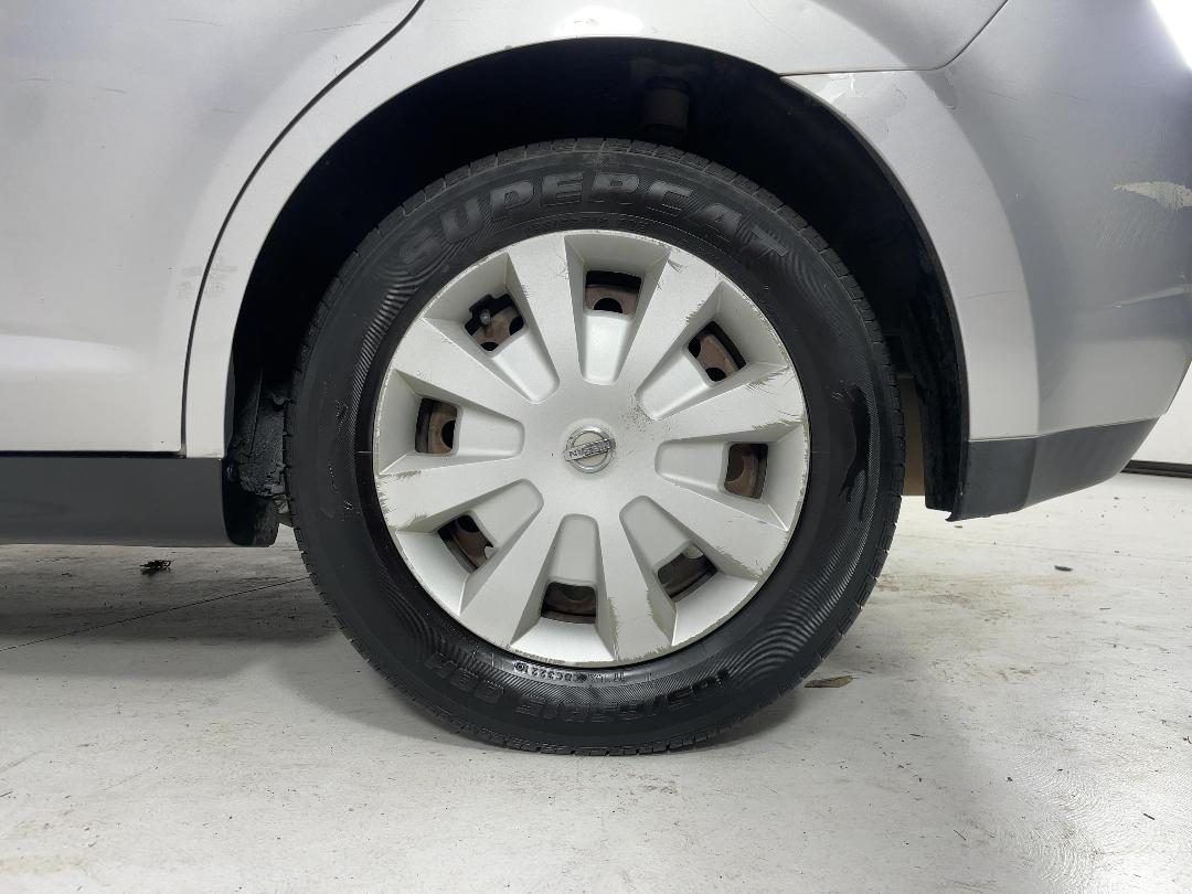 Photo '11' of Nissan Tiida