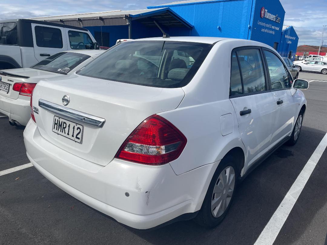 Photo '7' of Nissan Tiida