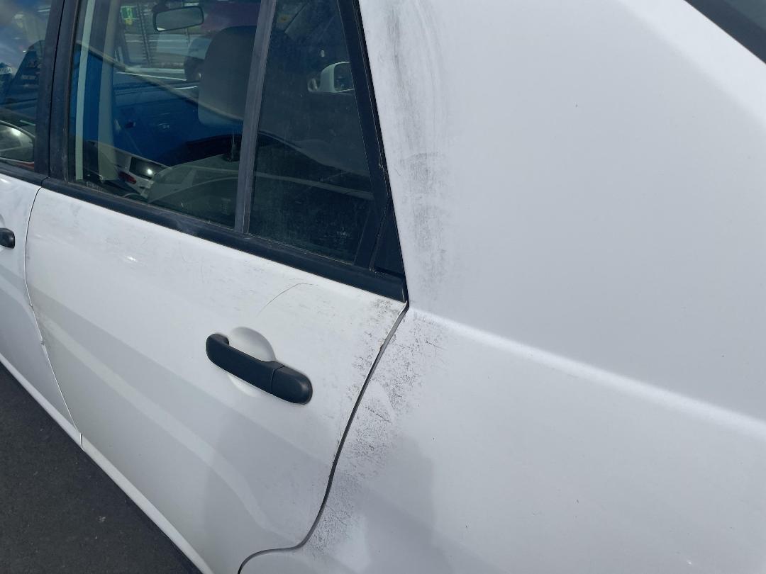 Photo '28' of Nissan Tiida