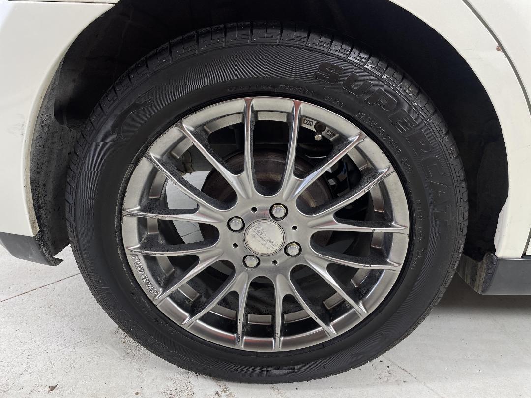 Photo '12' of Nissan Tiida Photo '12' of Nissan Tiida