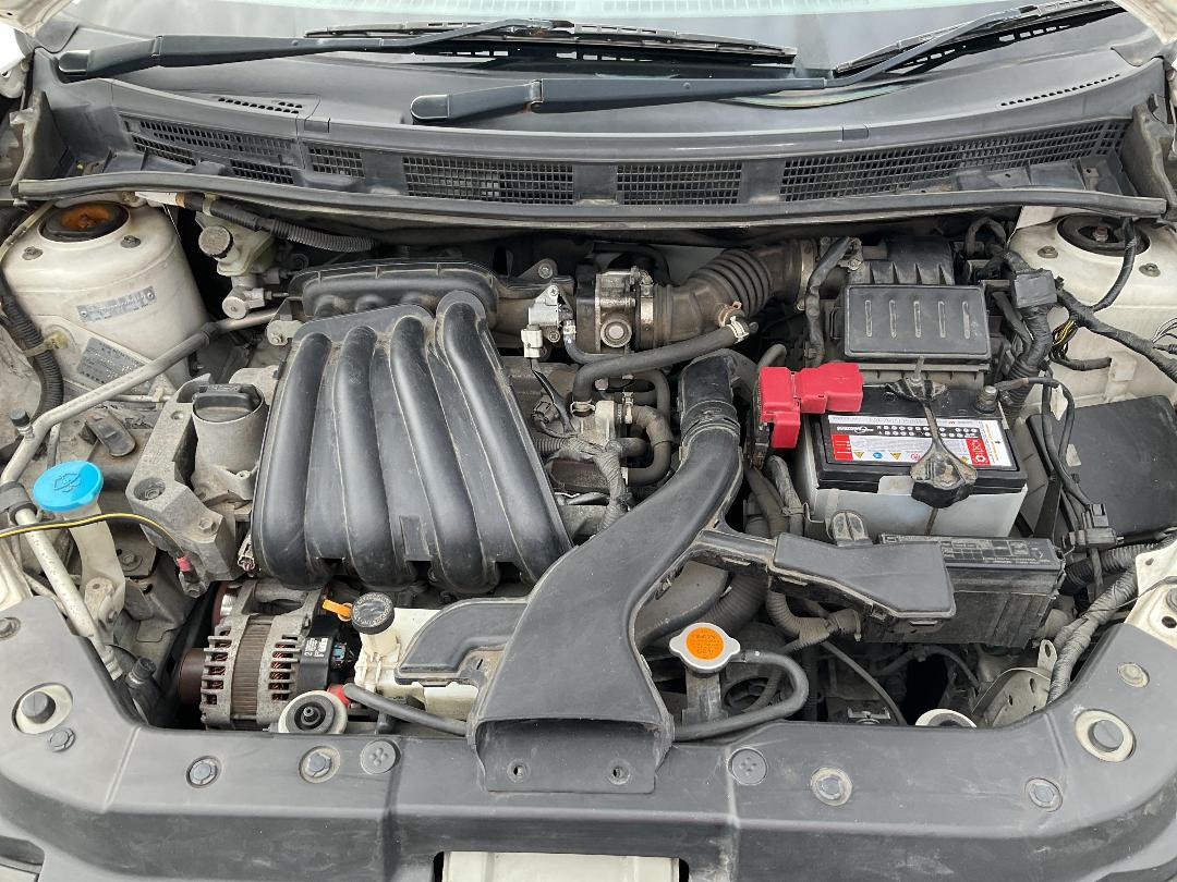 Photo '2' of Nissan Wingroad Photo '2' of Nissan Wingroad