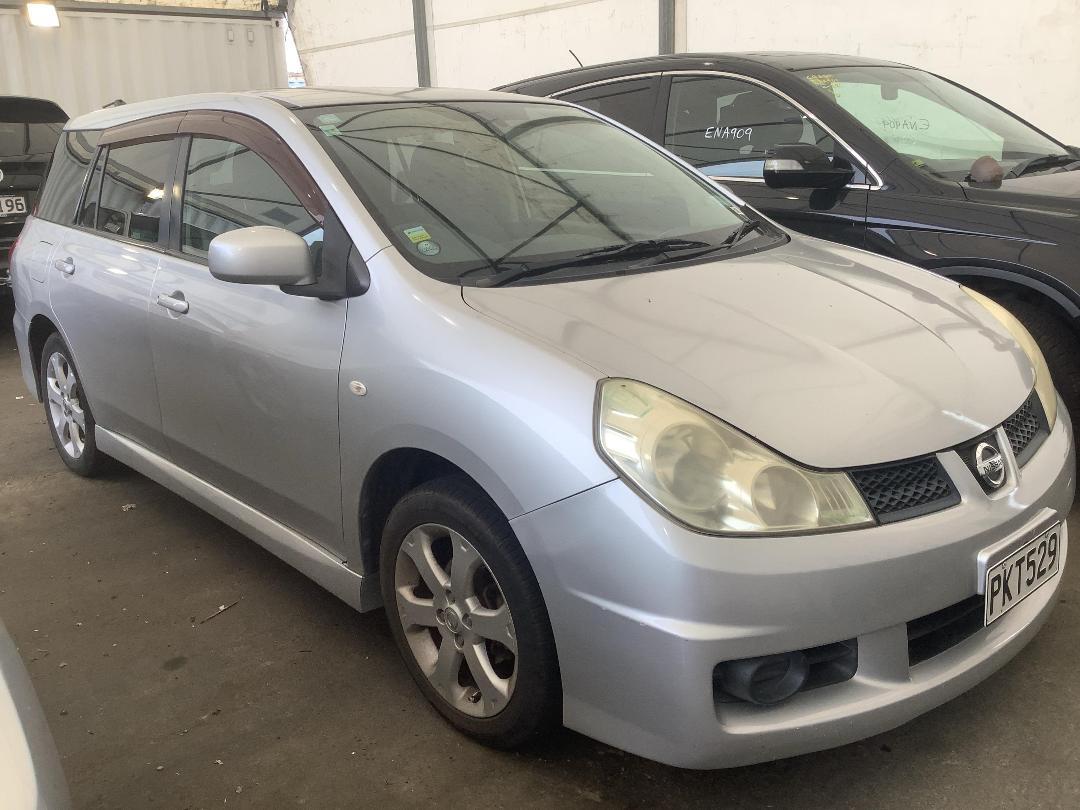 Photo '2' of Nissan Wingroad Photo '2' of Nissan Wingroad