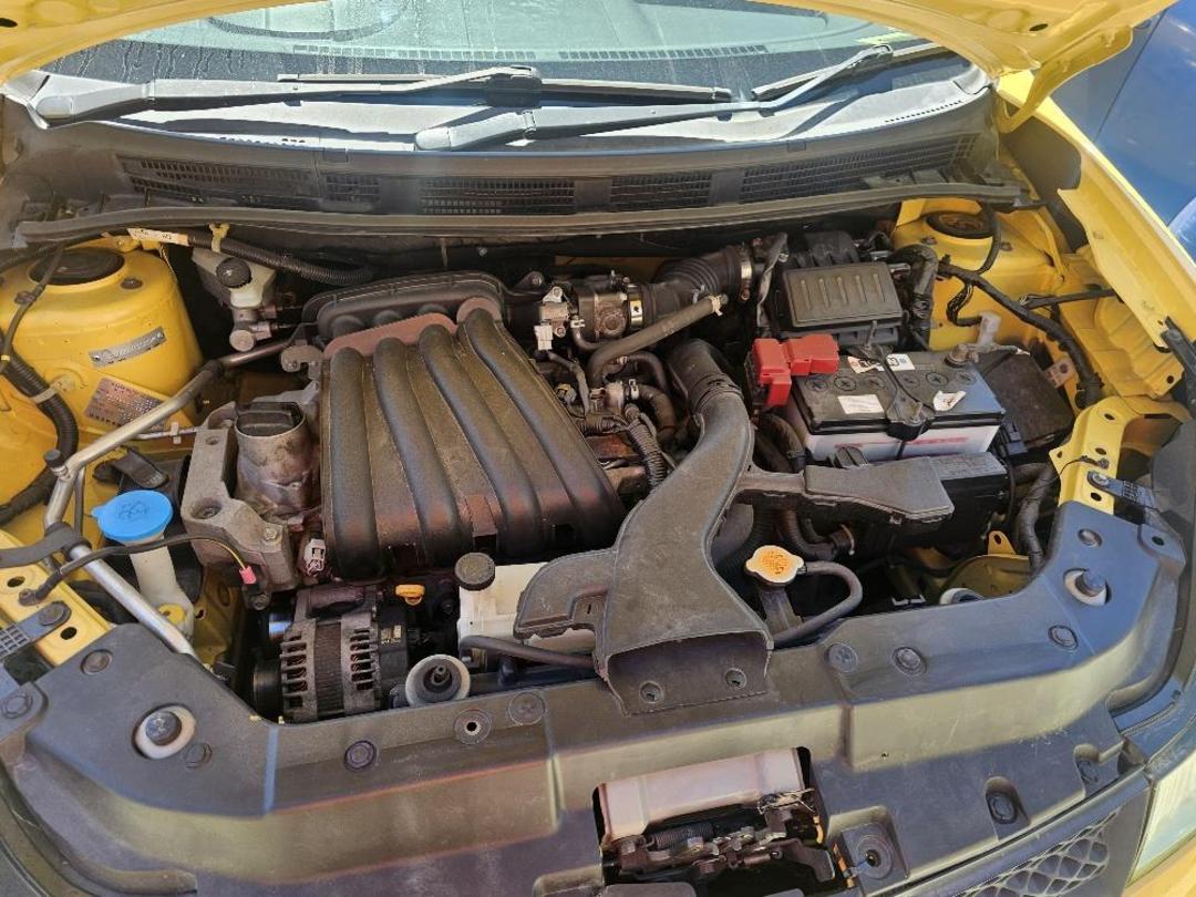 Photo '15' of Nissan Wingroad Photo '15' of Nissan Wingroad