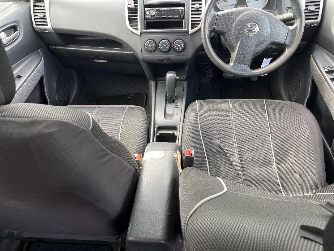 Photo '16' of Nissan Wingroad