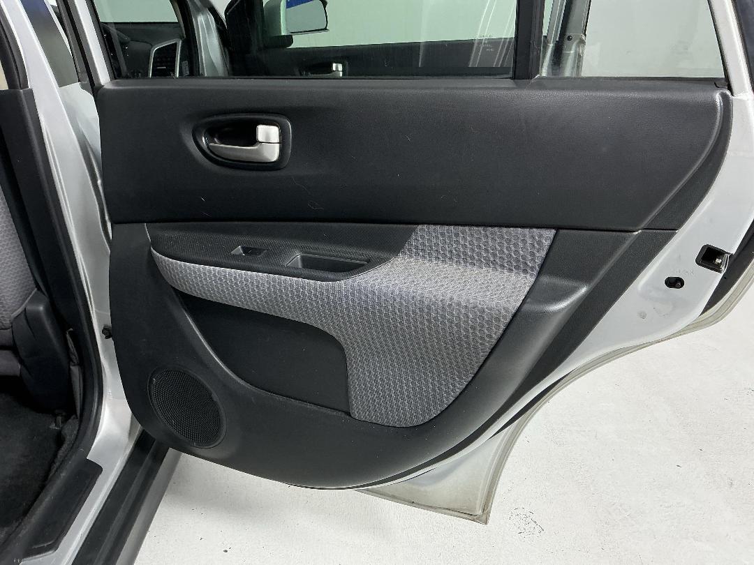 Photo '19' of Nissan Wingroad