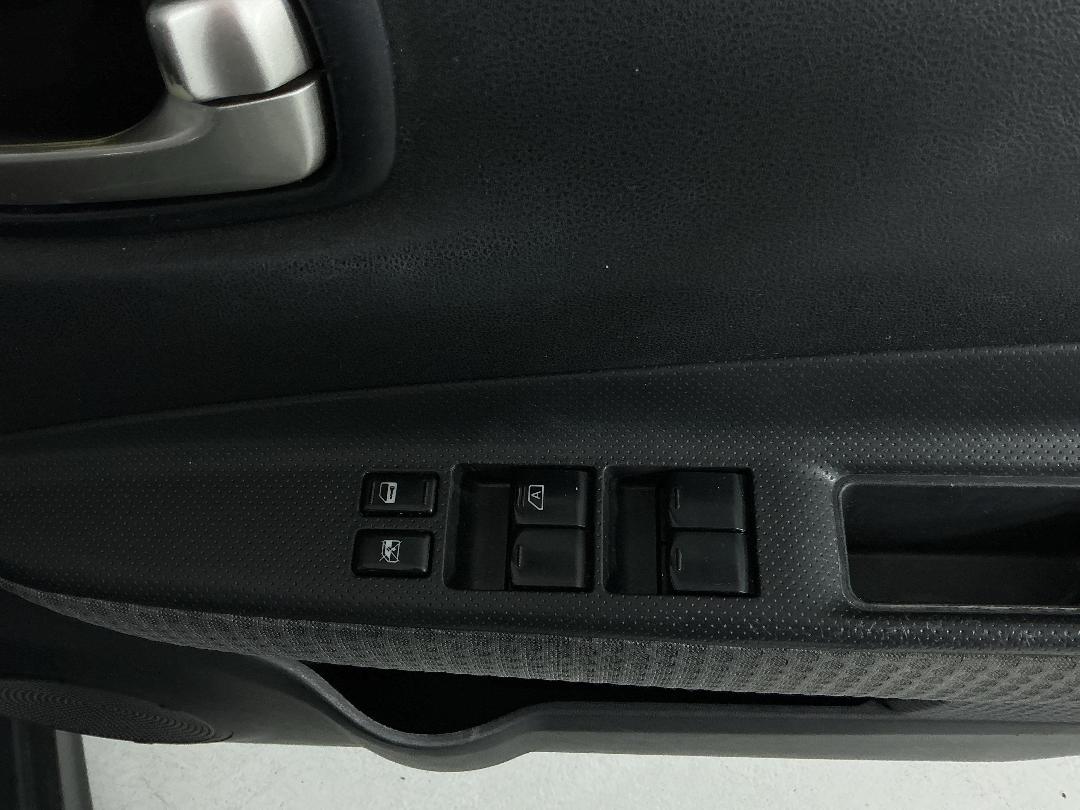 Photo '23' of Nissan Wingroad