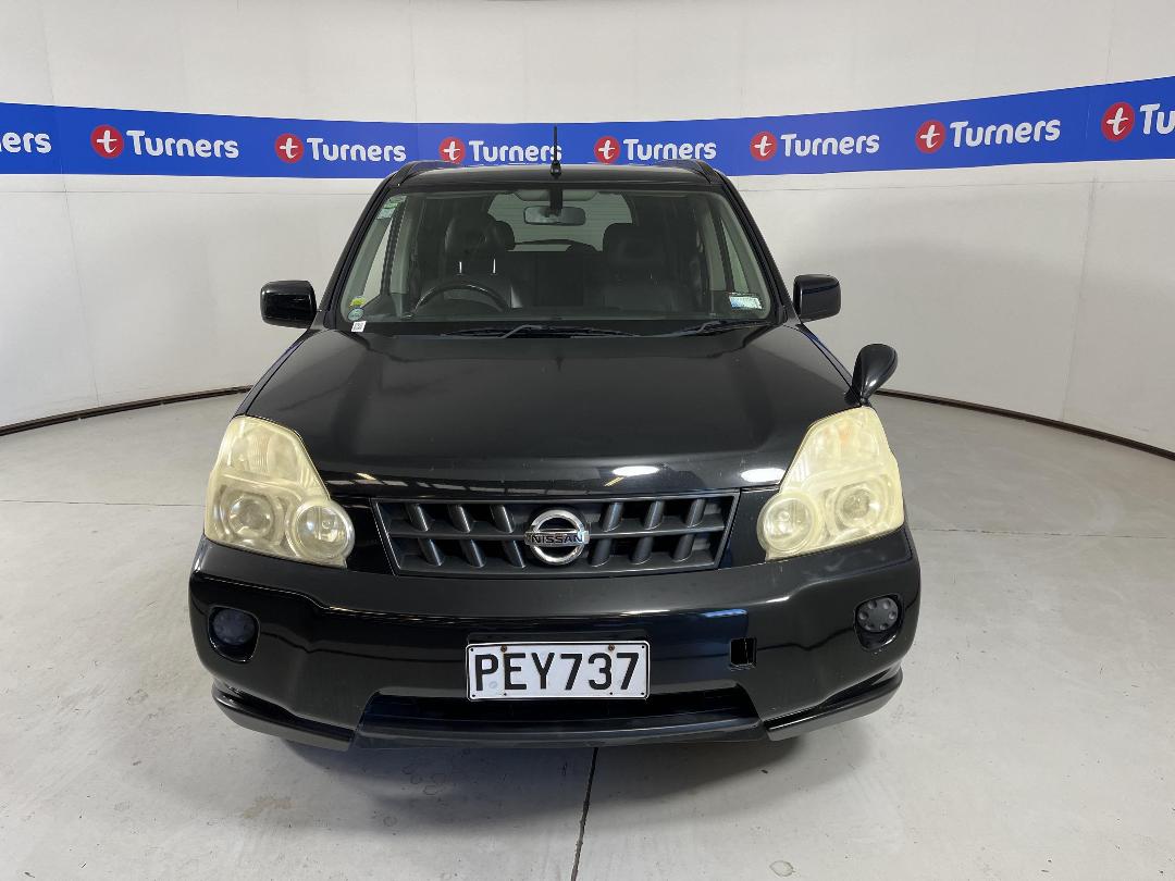 Photo '2' of Nissan X-Trail Photo '2' of Nissan X-Trail