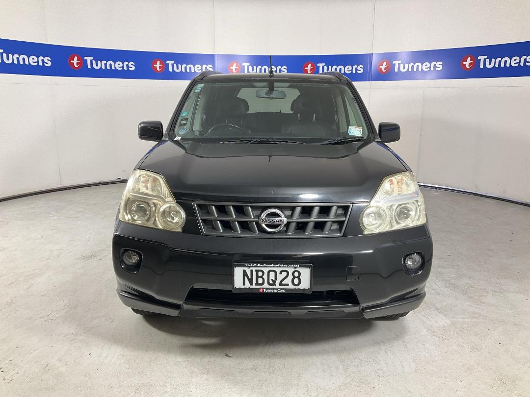 Photo '2' of Nissan X-Trail