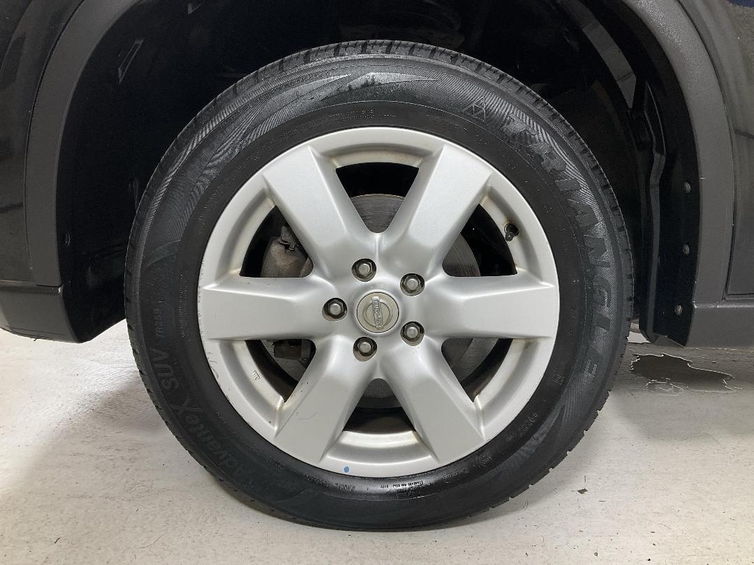 Photo '10' of Nissan X-Trail