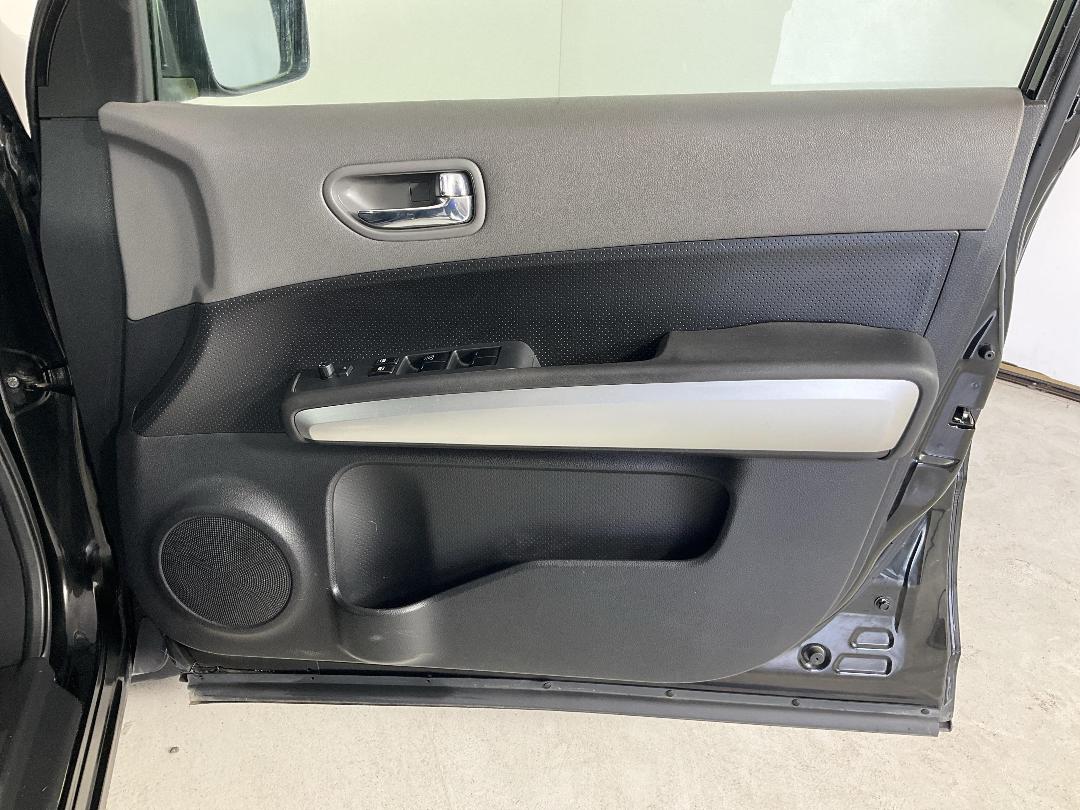 Photo '15' of Nissan X-Trail