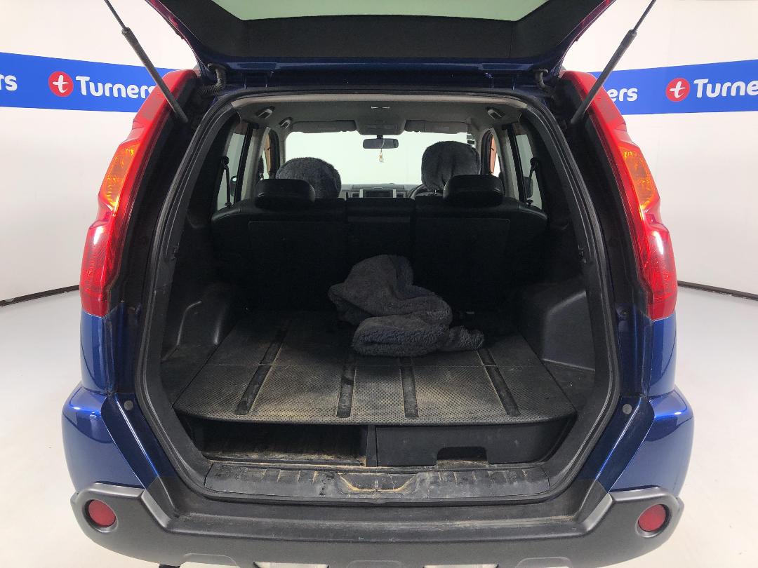 Photo '12' of Nissan X-Trail