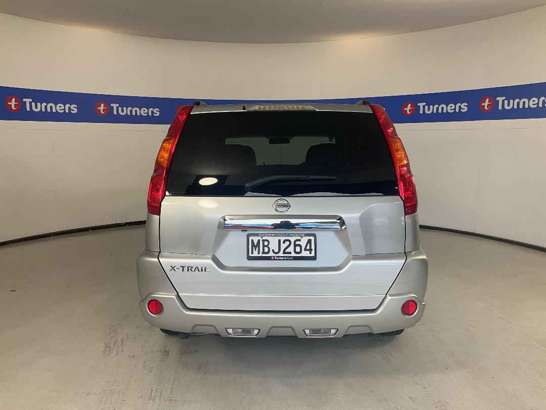 Photo '6' of Nissan X-Trail