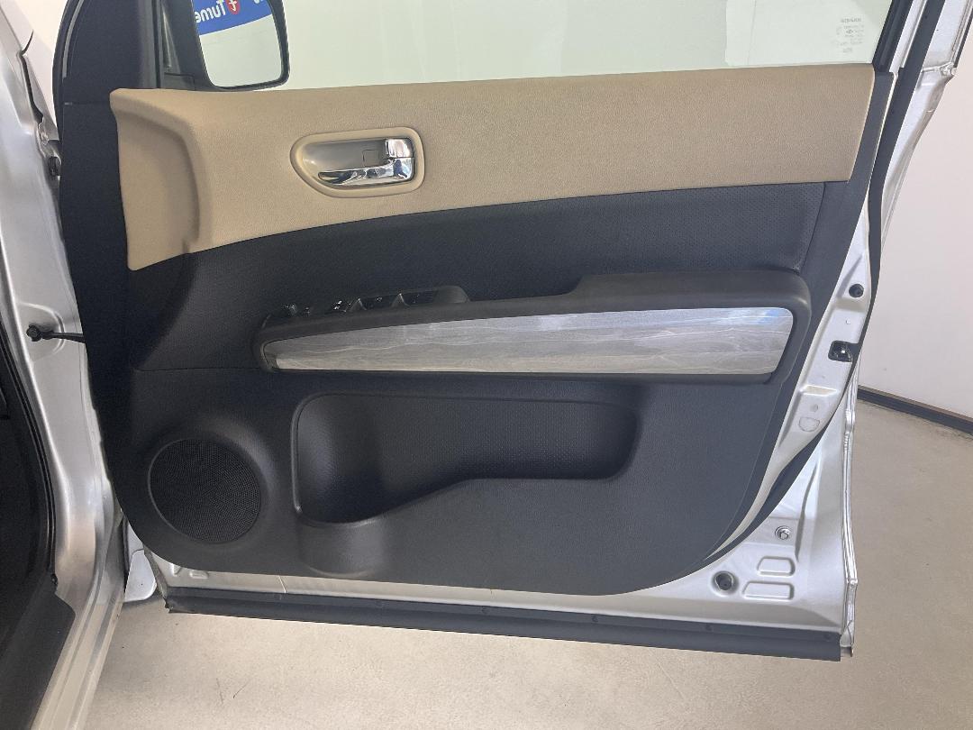 Photo '15' of Nissan X-Trail