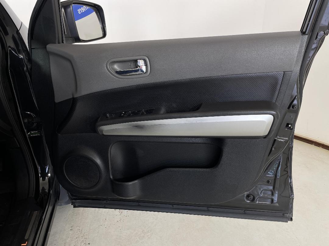 Photo '15' of Nissan X-Trail