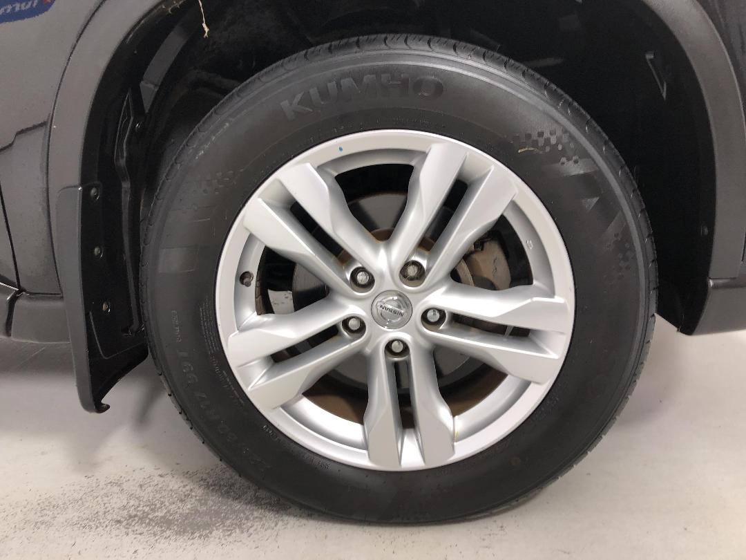 Photo '9' of Nissan X-Trail