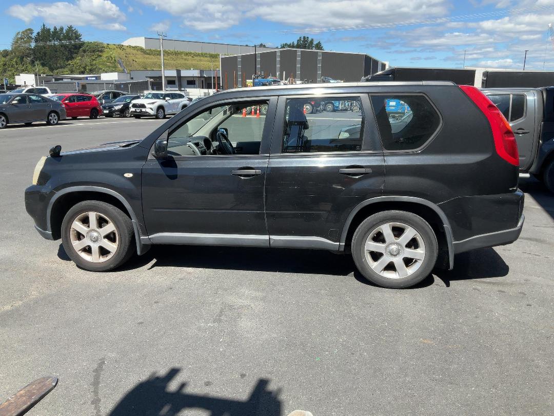 Photo '4' of Nissan X-Trail