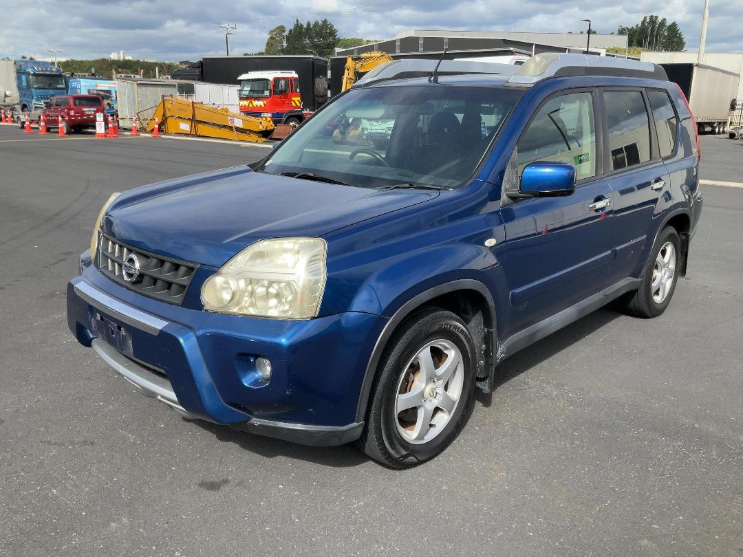 Photo '4' of Nissan X-Trail