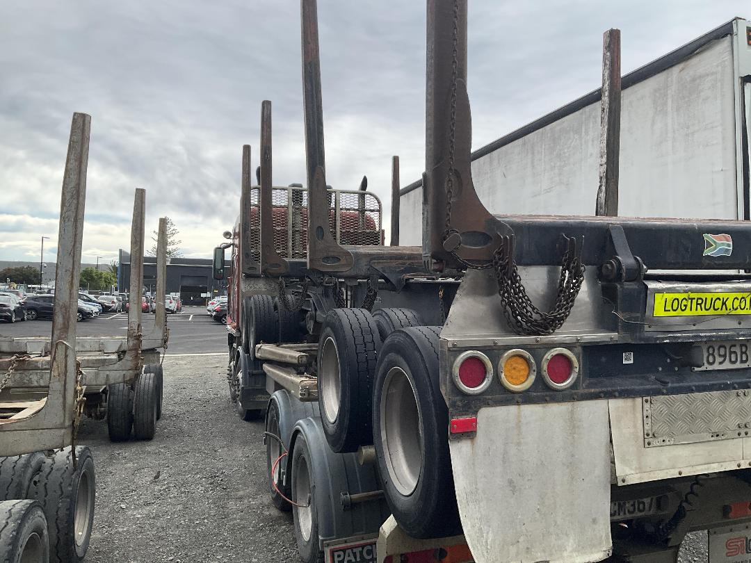 Photo '3' of Patchell 4SH MB MB Logger Trailer