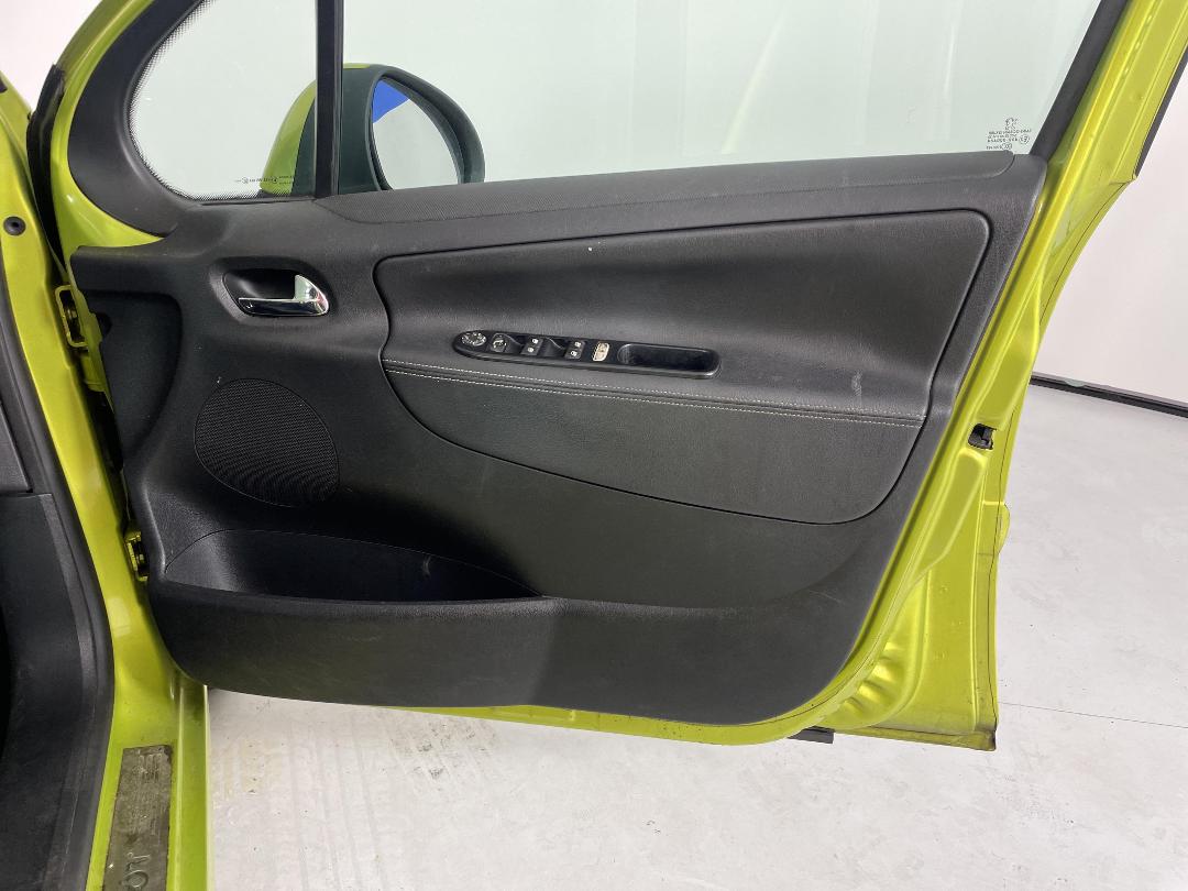 Photo '15' of Peugeot 207