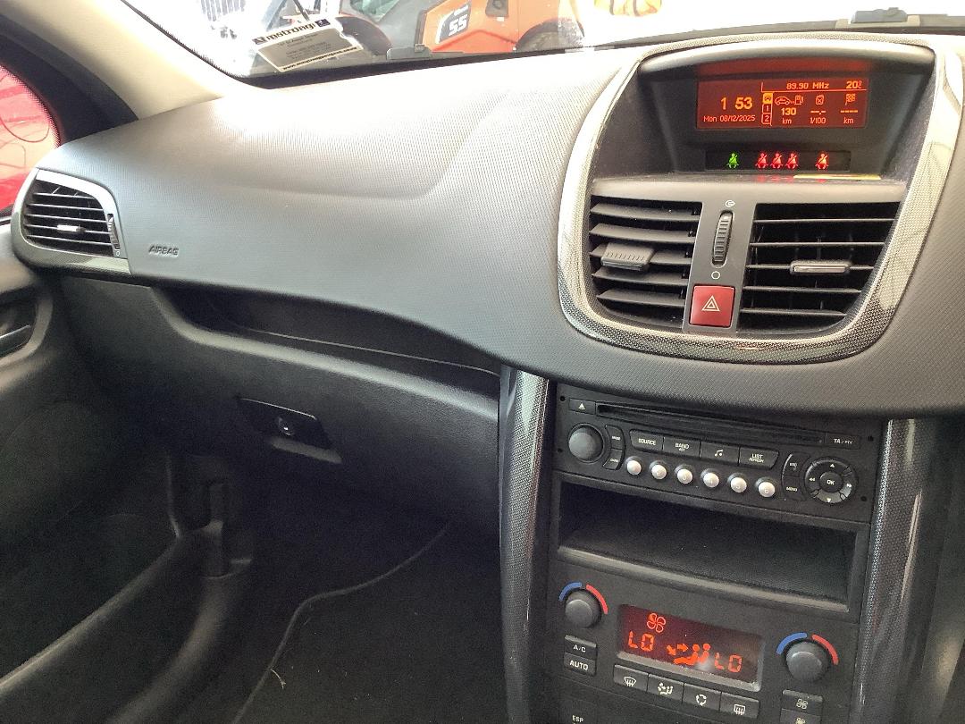 Photo '16' of Peugeot 207 Sport Photo '16' of Peugeot 207 Sport