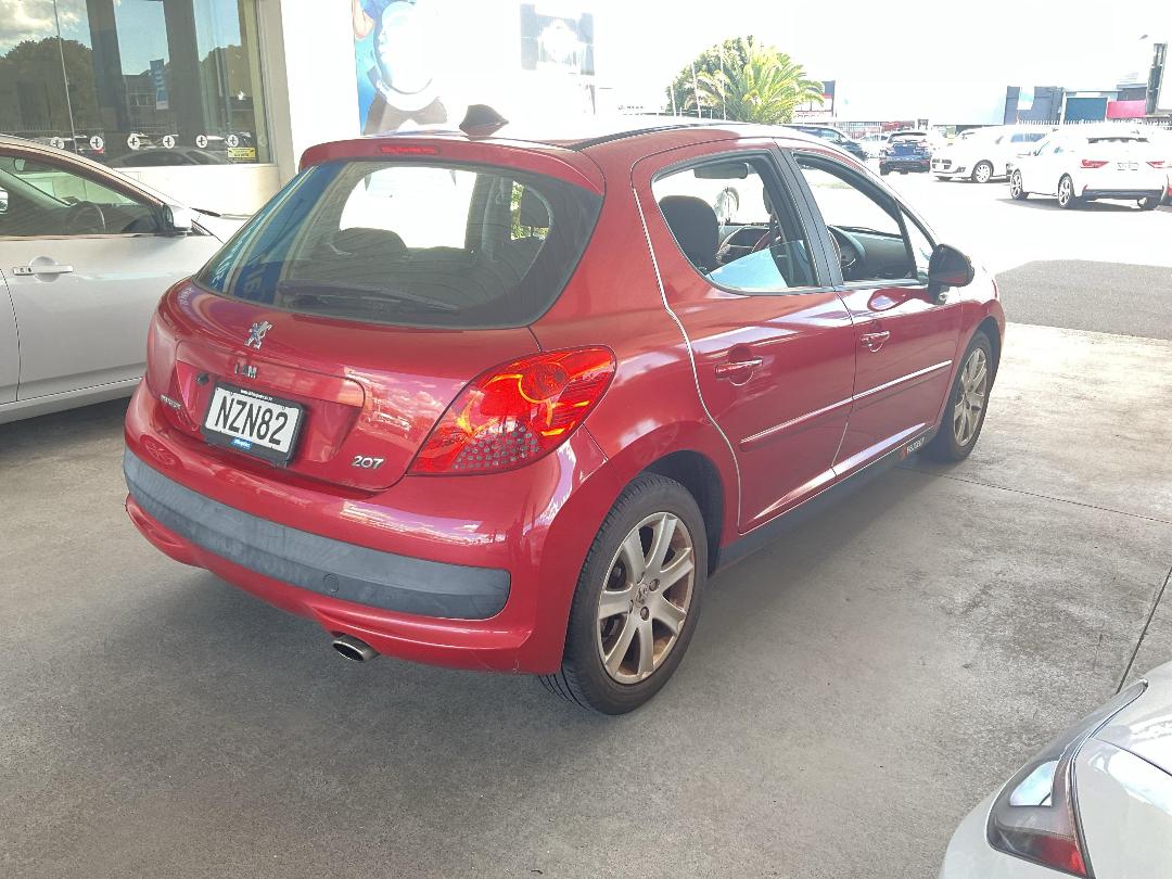 Photo '6' of Peugeot 207