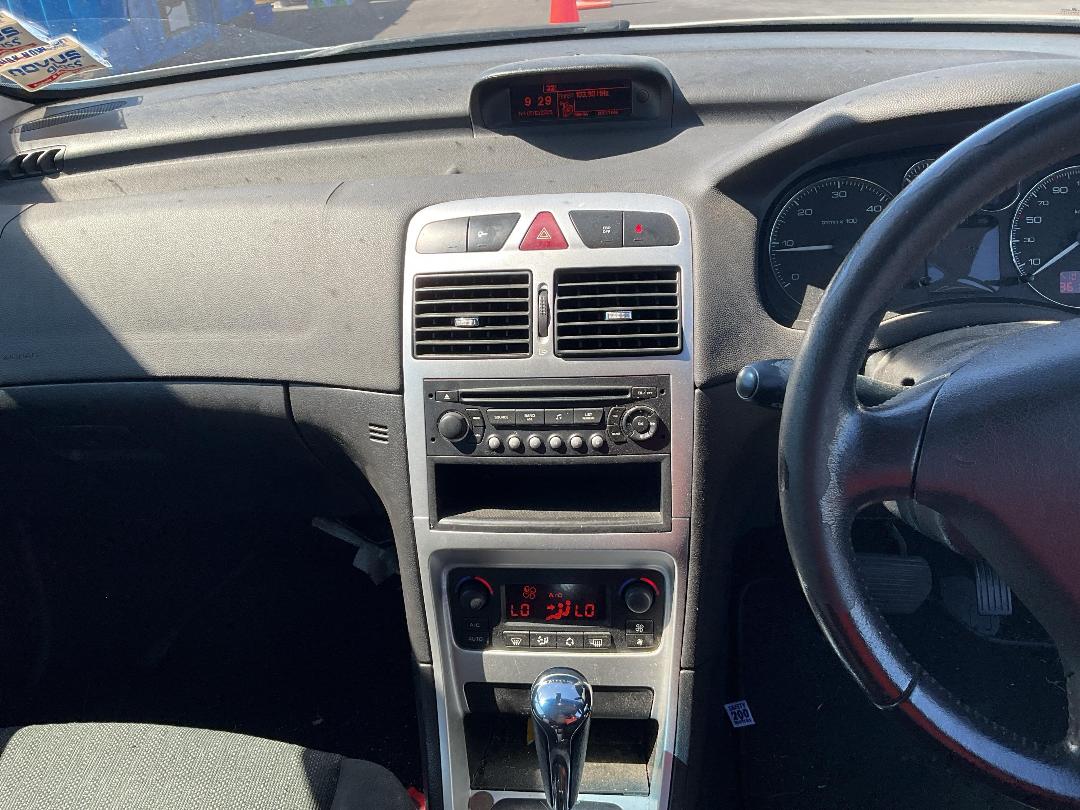 Photo '13' of Peugeot 307 SW Photo '13' of Peugeot 307 SW