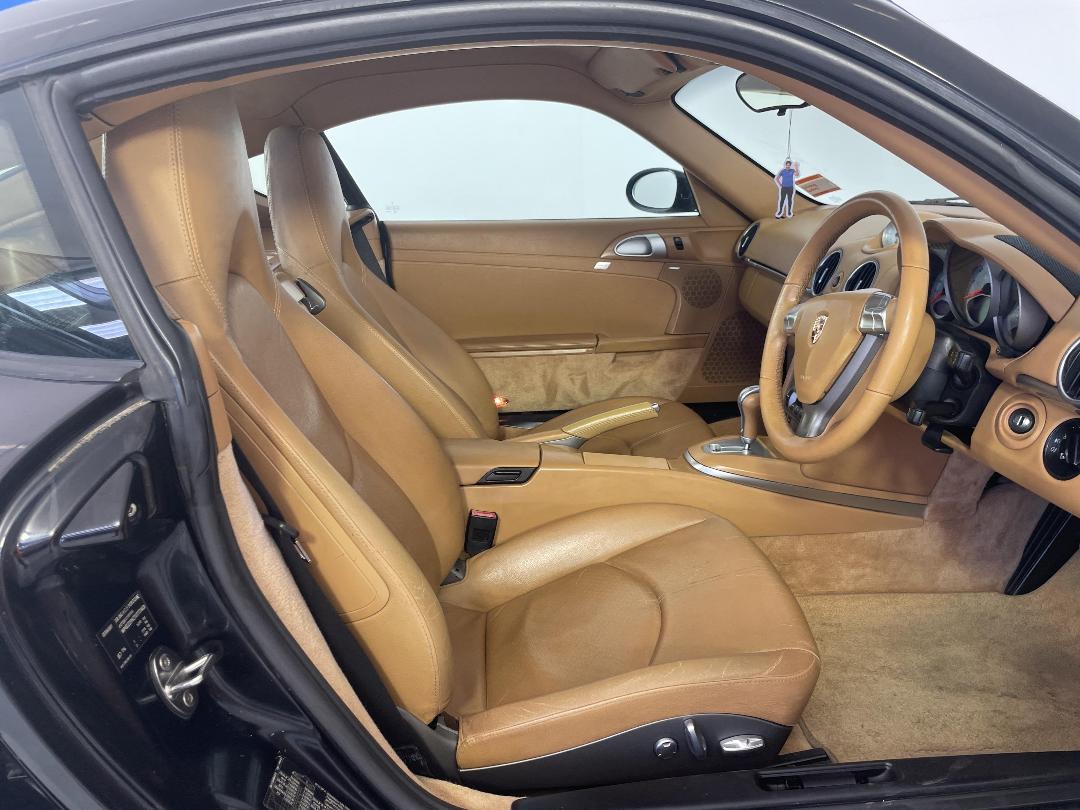 Photo '16' of Porsche Cayman