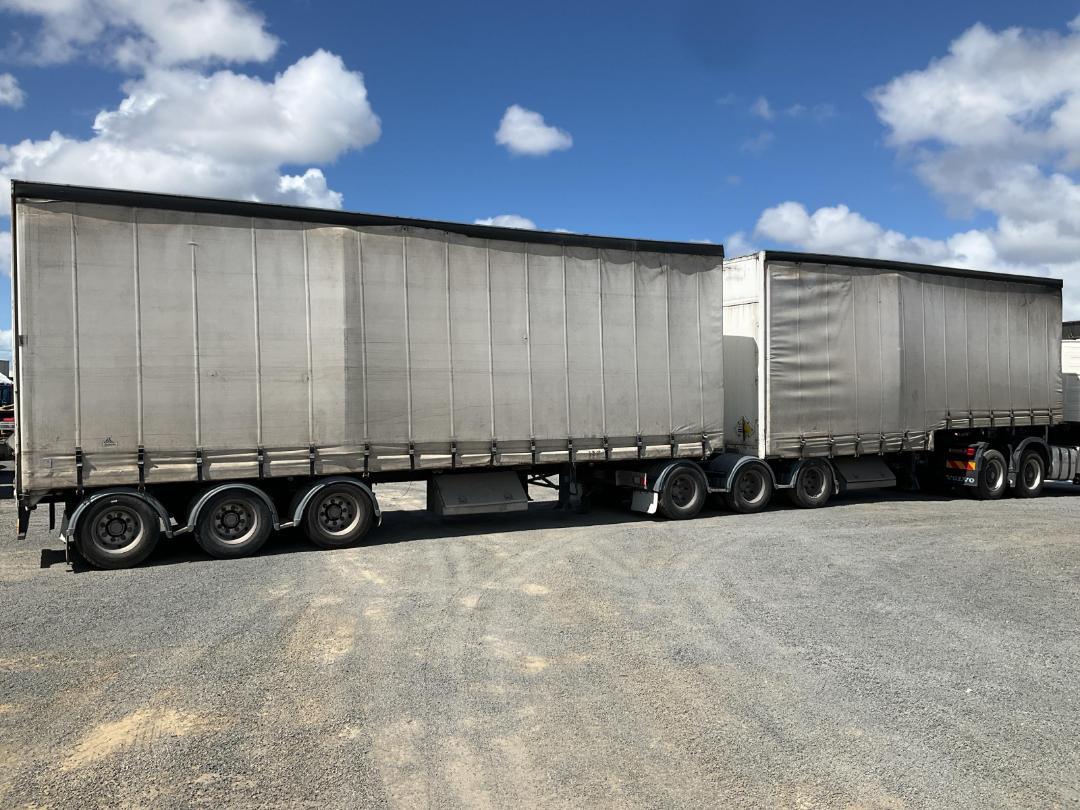 Photo '3' of ROADMASTER SG -3A-76B Curtainsider B-Train