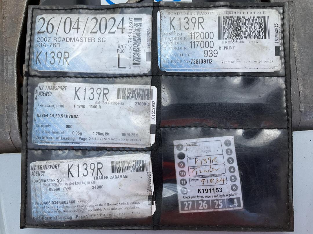 Photo '26' of ROADMASTER SG -3A-76B Curtainsider B-Train