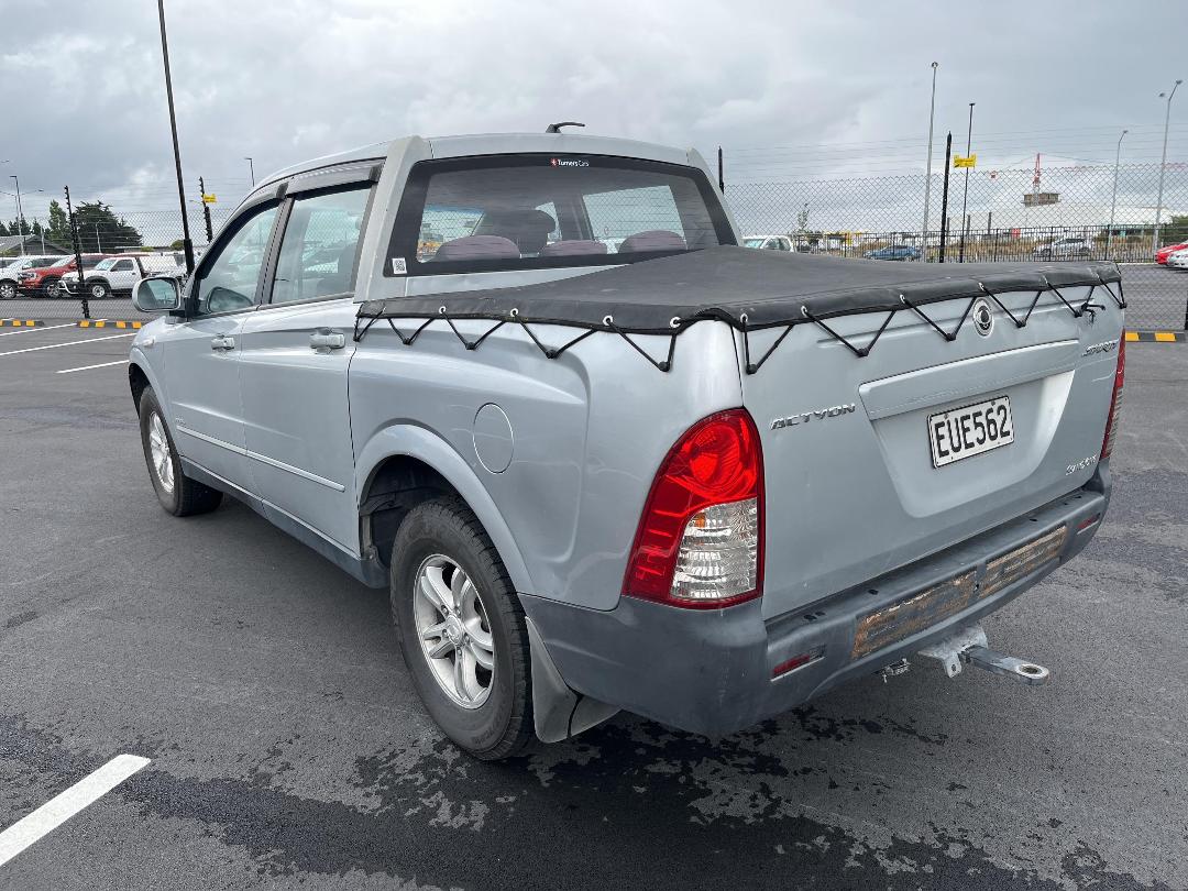 Photo '10' of Ssangyong Actyon Sport