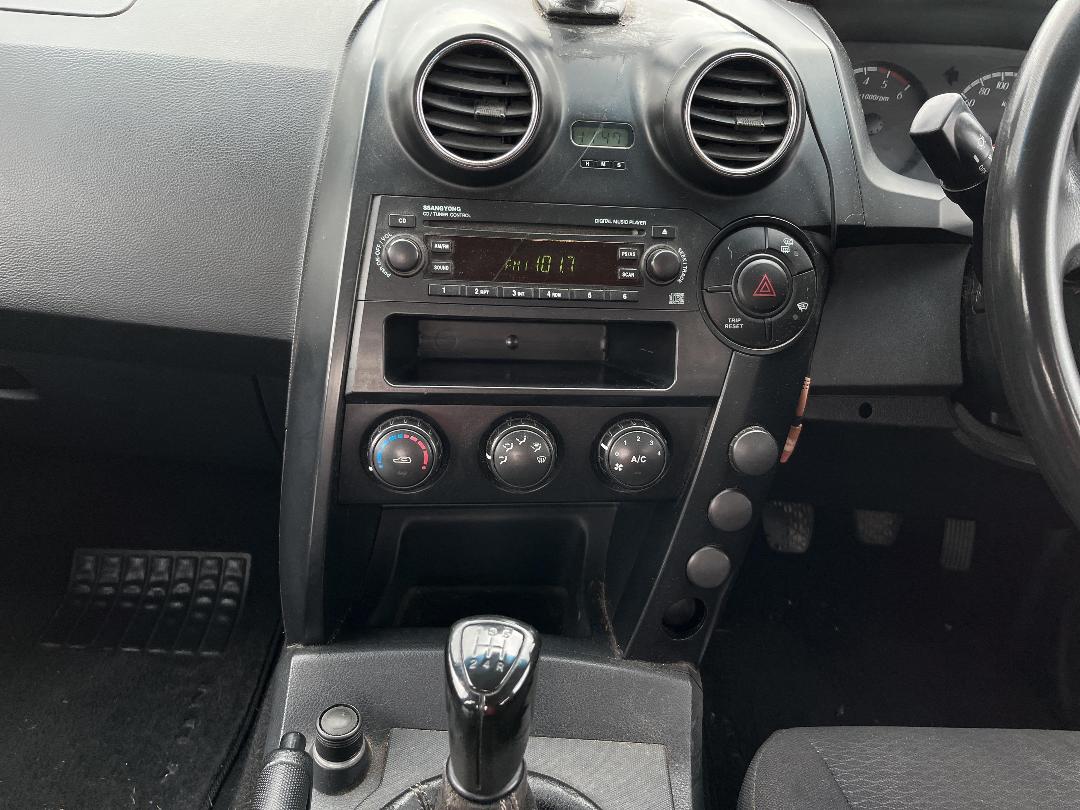 Photo '18' of Ssangyong Actyon Sport