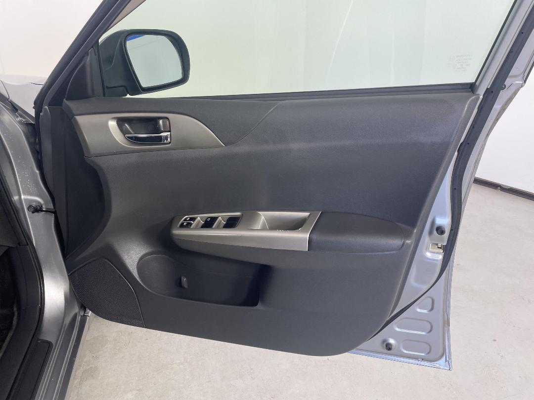 Photo '15' of Subaru Impreza